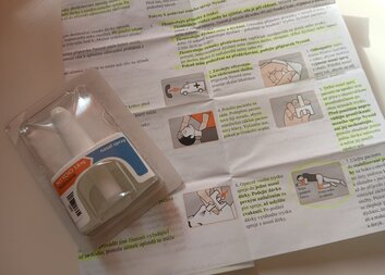 Zaměstnanci Charity Tábor se školili v použití naloxonu. Látky, která může zachránit život.